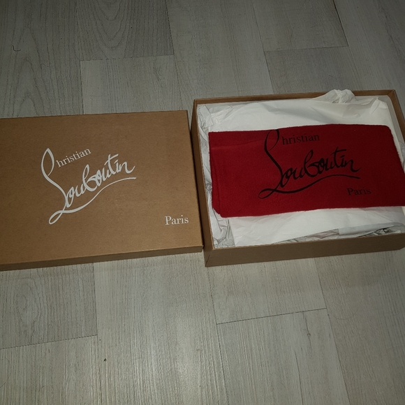 Louis Vuitton red bottoms - Picture 5 of 7